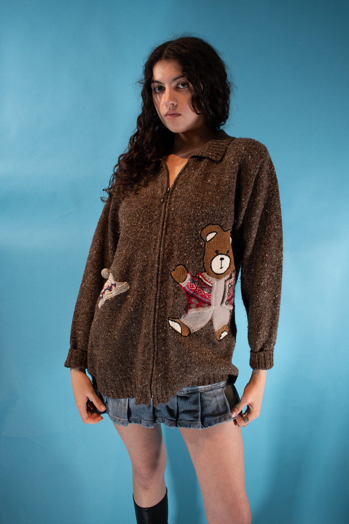 Vintage 1980s Retro Size L Teddy Bear Embroidered Knit Cardigan in Brown.