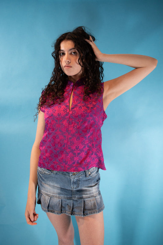 Vintage Y2K Size S/M Brocade Mandarin Sleeveless Top in Pink and Purple.